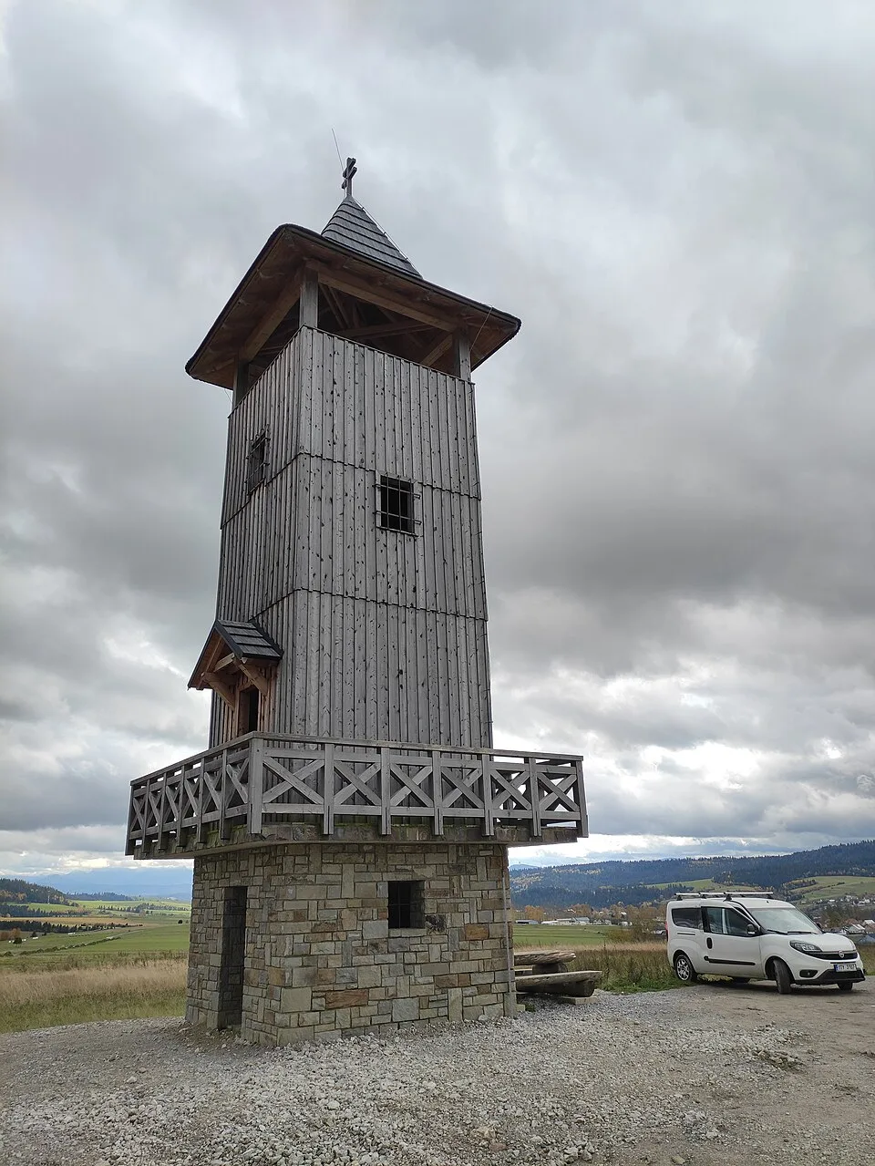 Trchovnica, observation tower