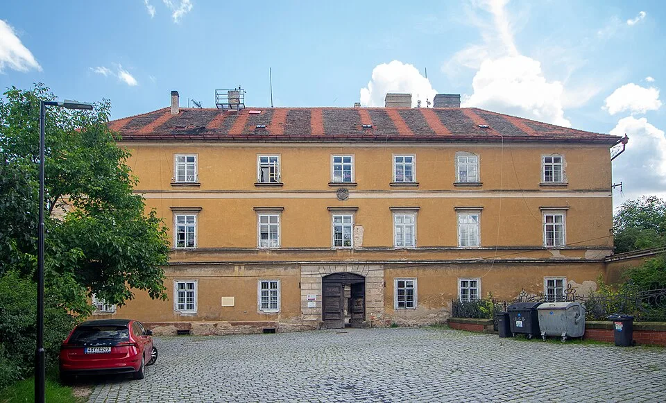 Zlonice Castle