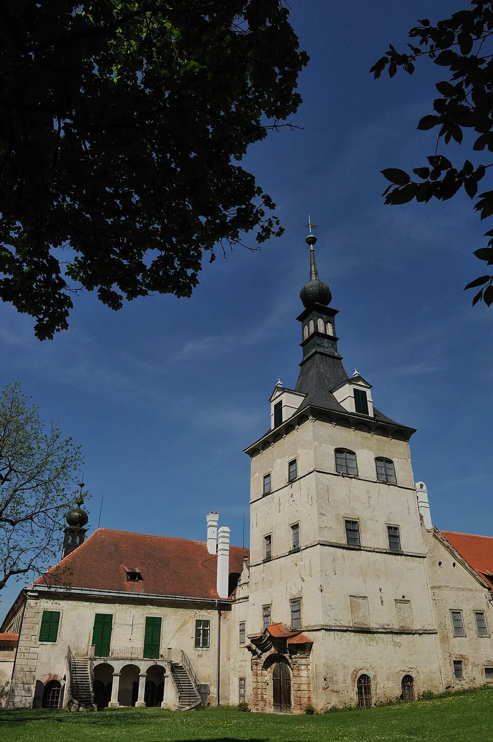 Uherčice Castle