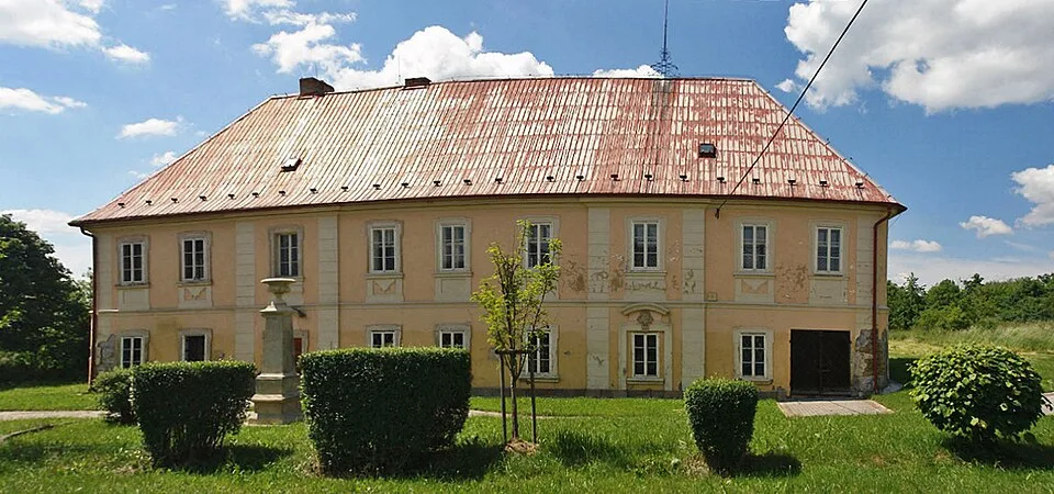 Škrle Castle