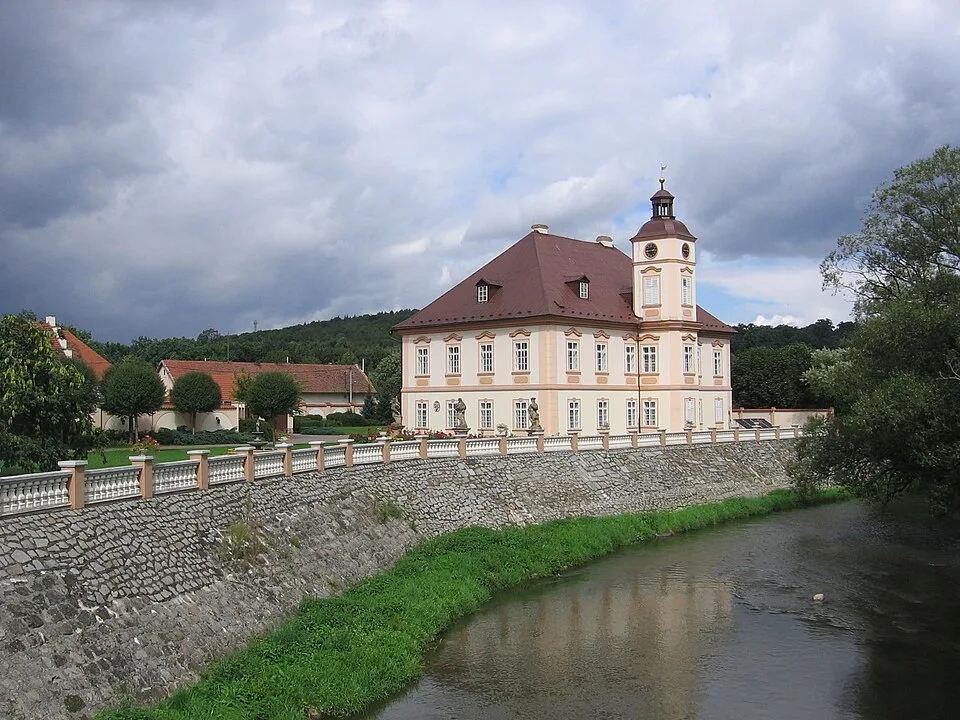 Štěnovice Castle