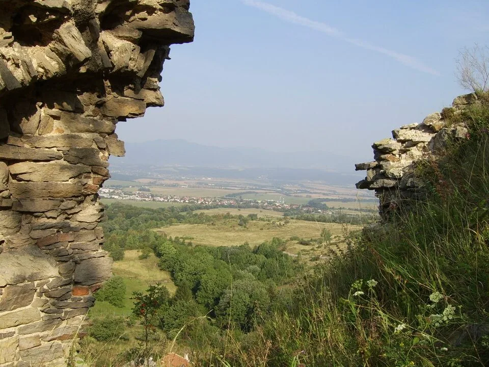 Sivý Kameň Castle