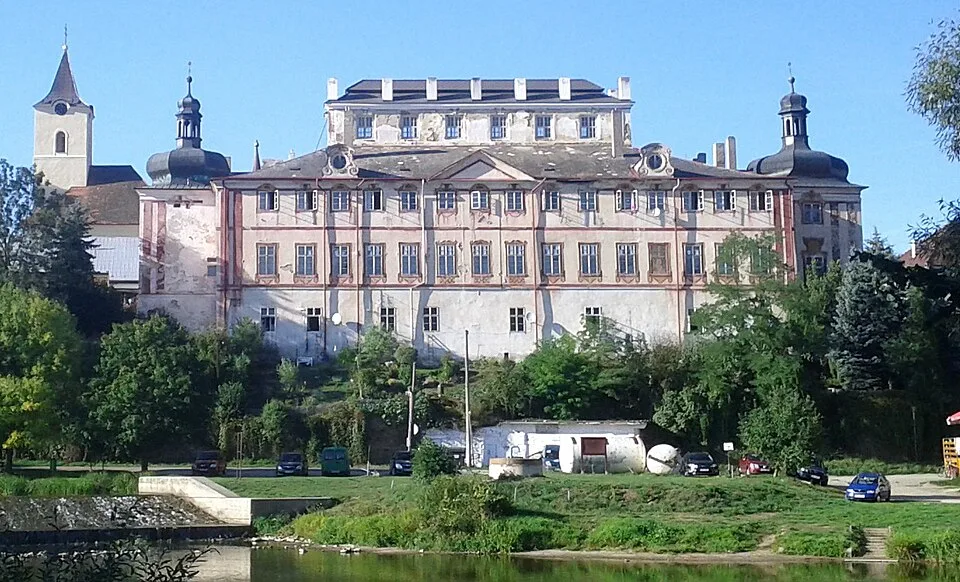 Kácov Castle