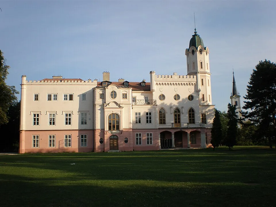 Kaštieľ v Ivanke pri Dunaji