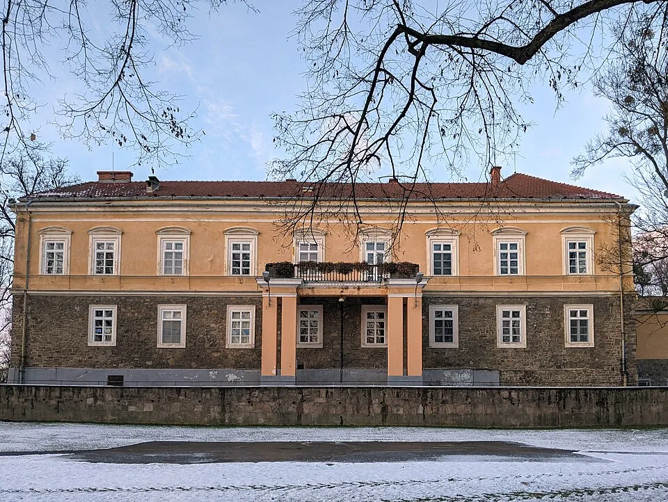 Dolní Benešov Castle