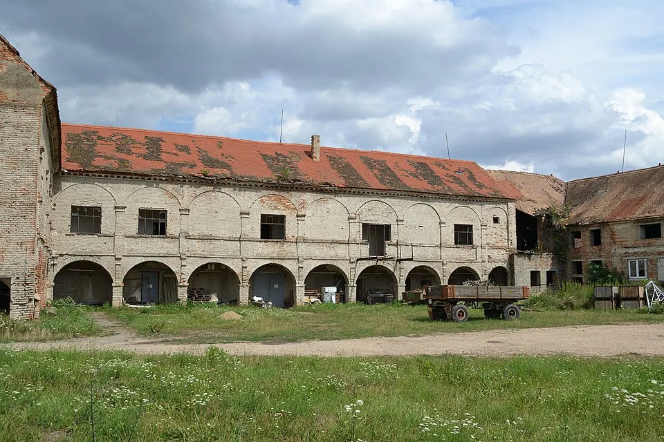 Pouzdřany Castle
