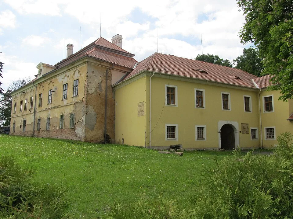Ptenín Castle