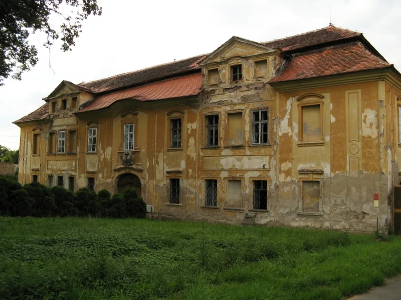 Zámek Skrýšov