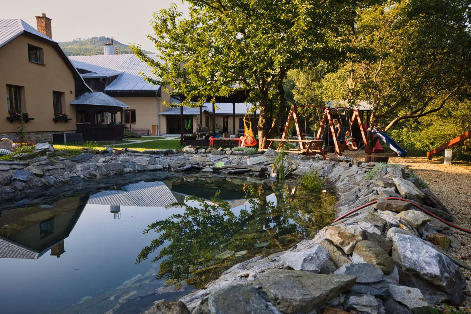 Apartmány Pod Šerákem — APARTMÁN v obci Horní Lipová