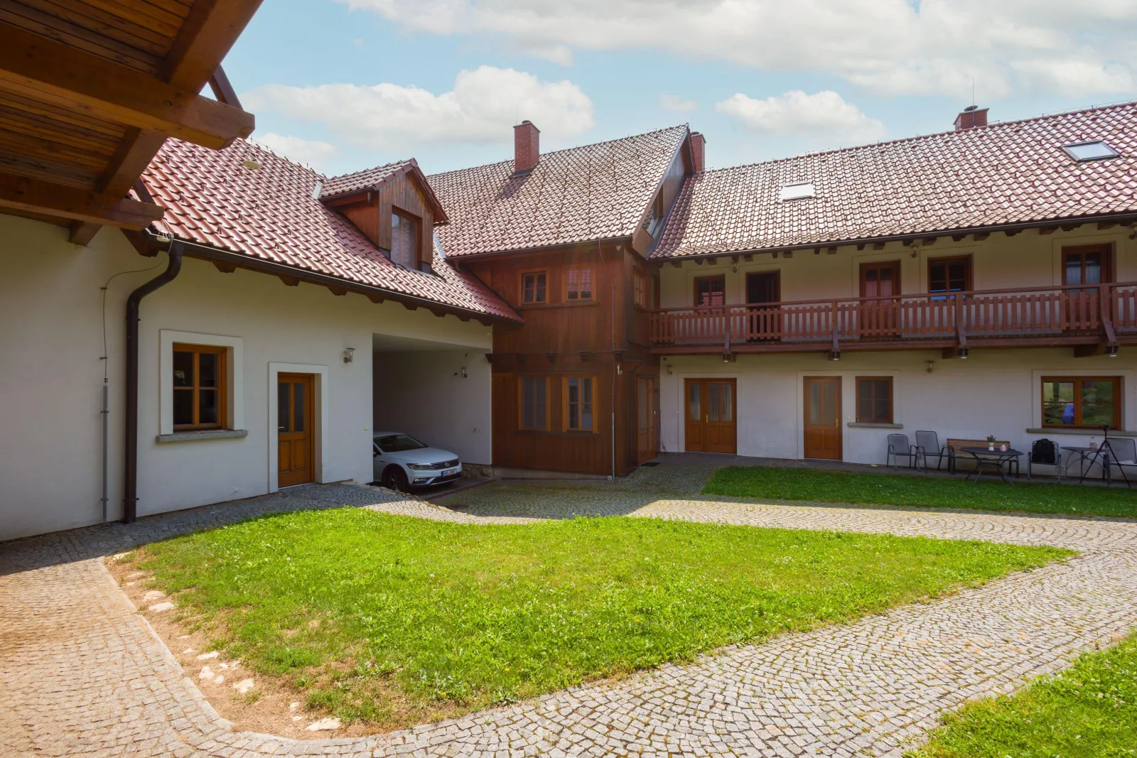Chlumecký dvůr — photo 2