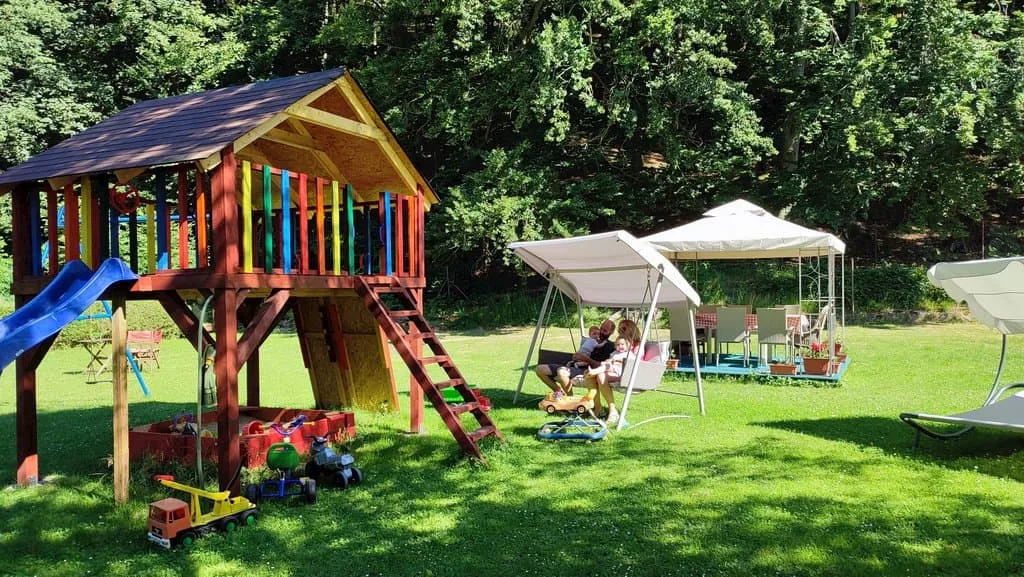 Apartmány a Dům s verandou Chřibská — photo 2