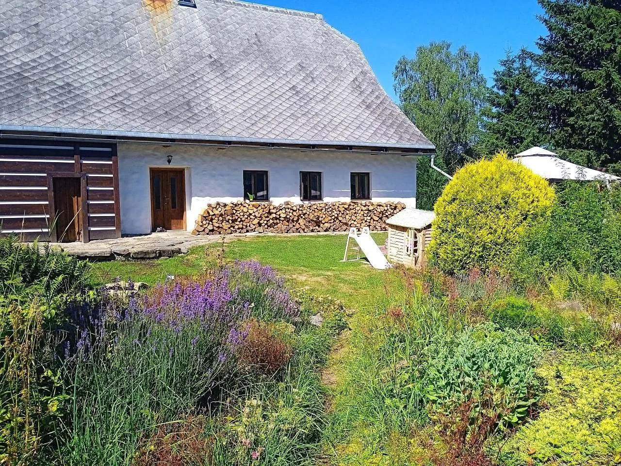 Chalupa Barborka — COTTAGE in Horní Lipka