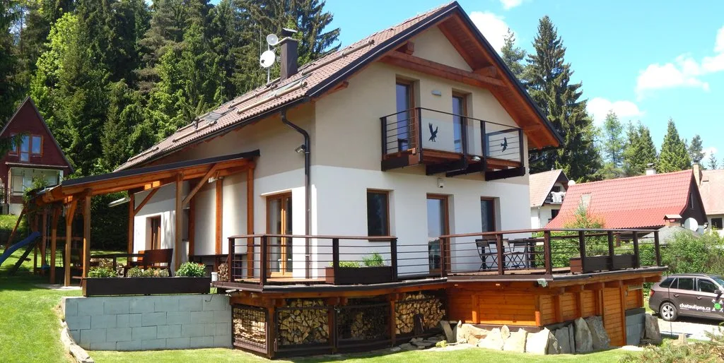 Chata u Lipna — CHATA у Lipno nad Vltavou