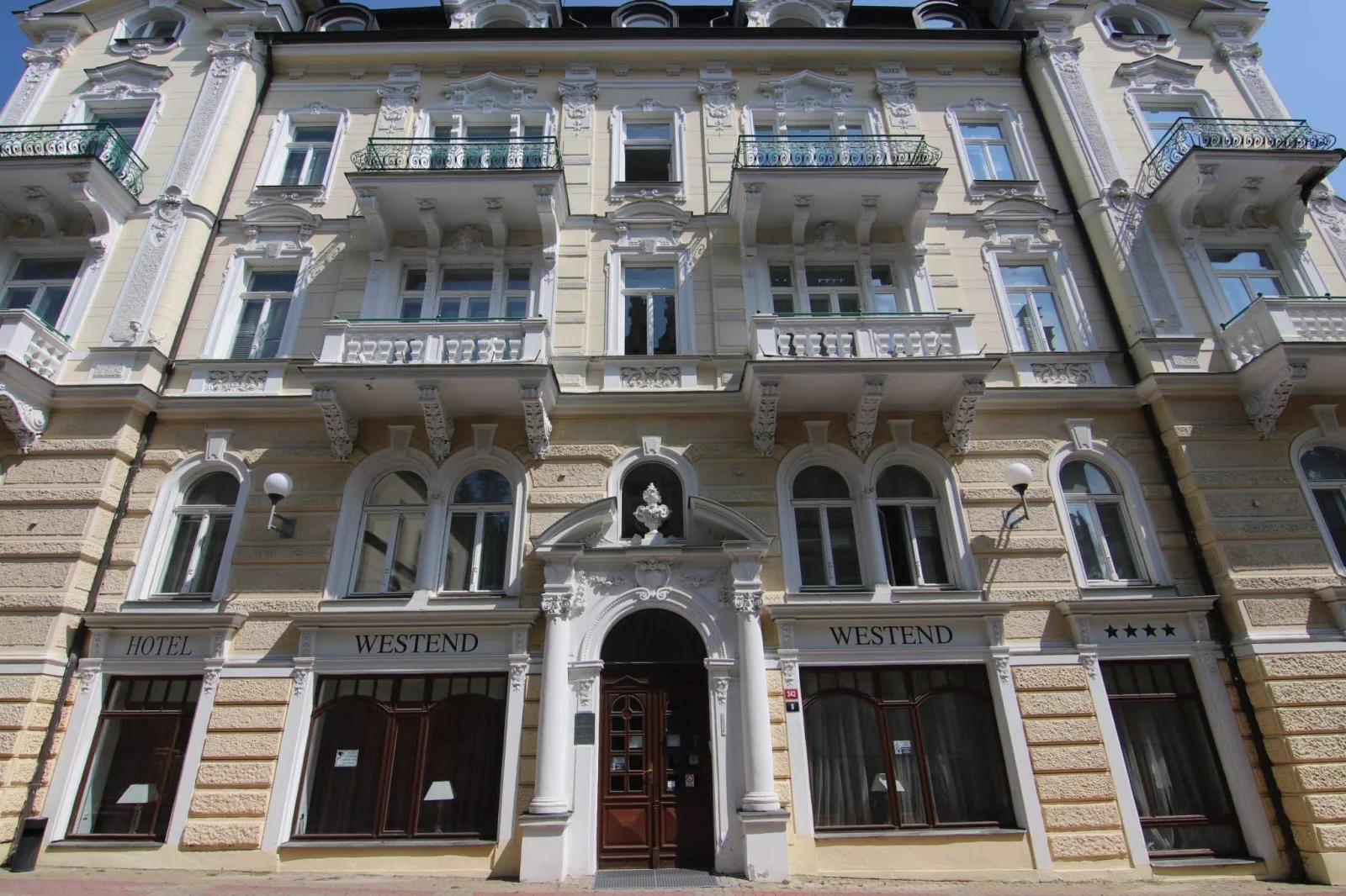 Hotel Westend — Foto 2