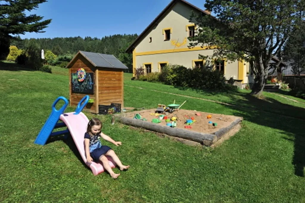 Rodinné ubytování Debrné — photo 2
