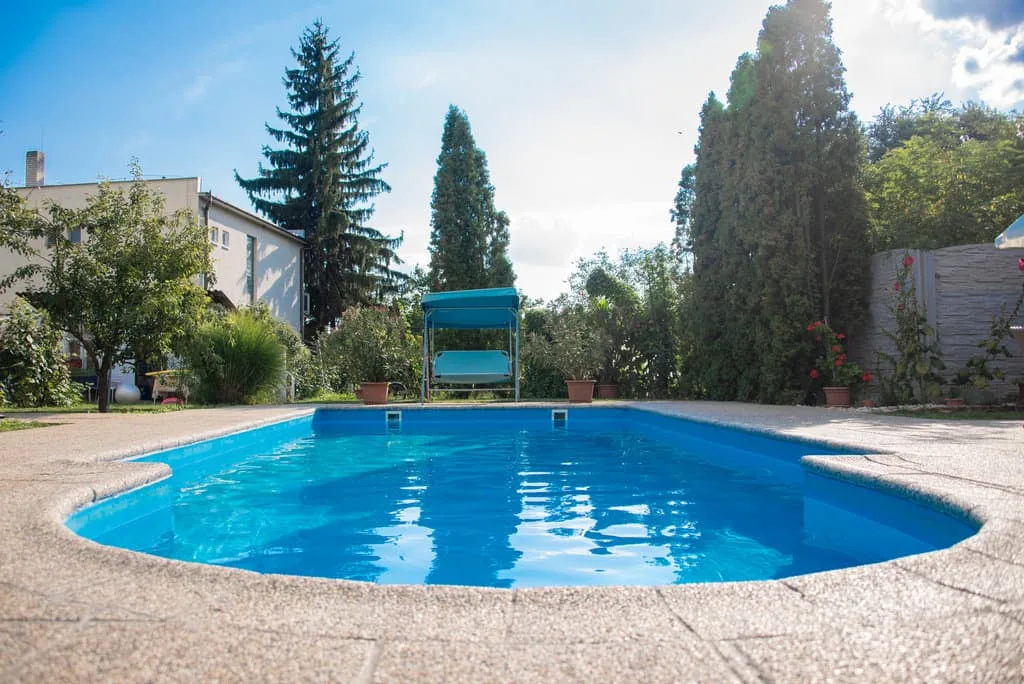 Penziónový domček Emese a Pivničná chatka pri jazere — photo 2