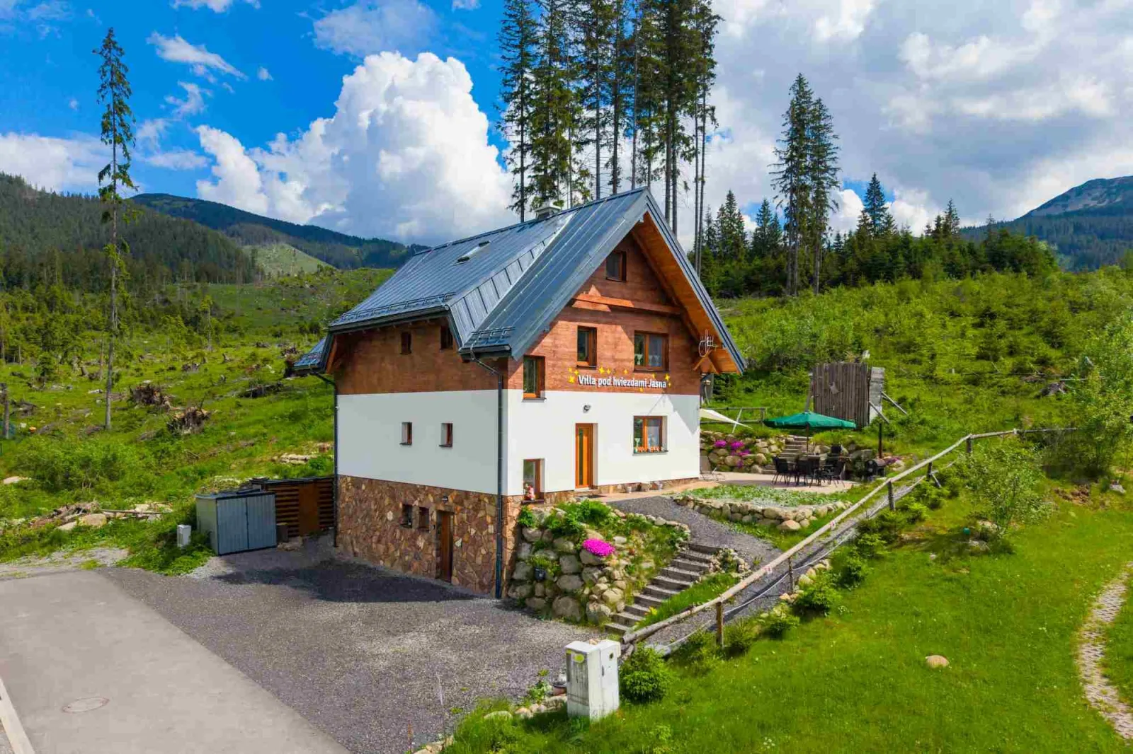 Villa pod hviezdami — HÜTTE in Demänovská Dolina