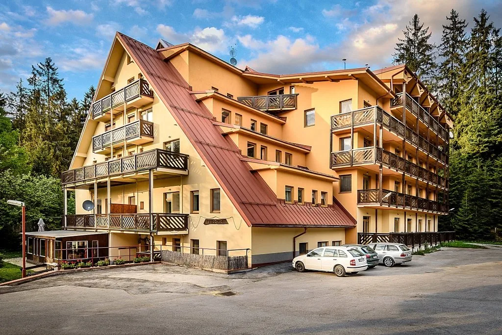 Apartmány ALMET a SPIEŽOVEC — APARTMÁN u Donovaly