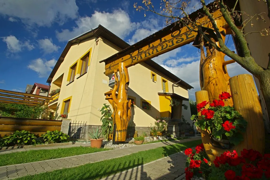 Yellow Paradise house — PENZIÓN у Hrabušice