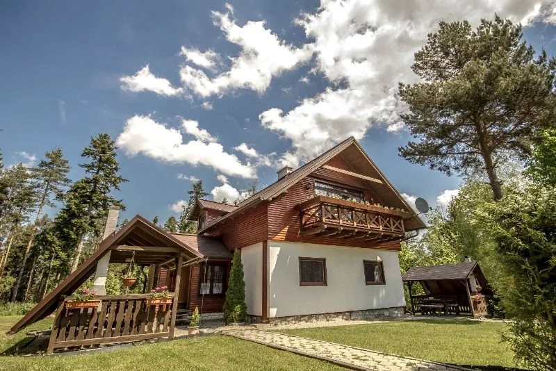 Chata Bystrina s jacuzzi kaďou a saunou — CHATA u Košiarny briežok