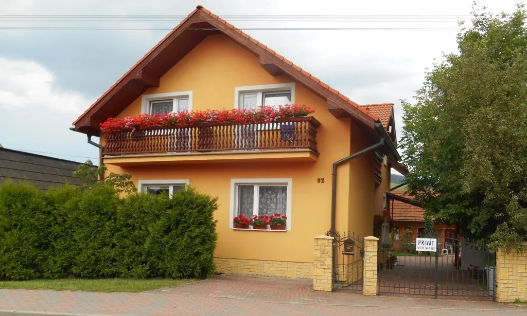 Privát Iveta —  in Bešeňová