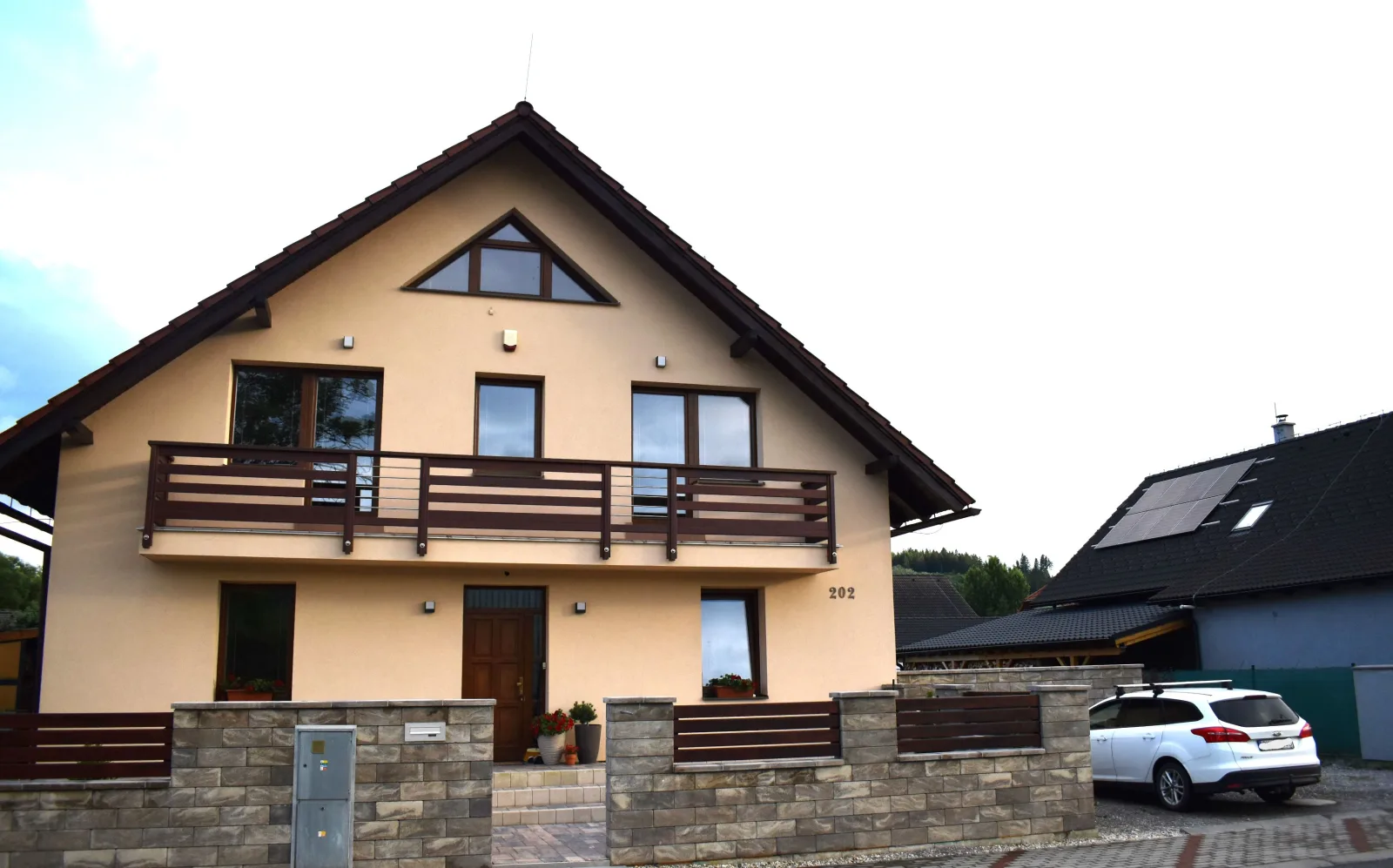 Ubytovanie Home Katka — APARTMENT in Bešeňová