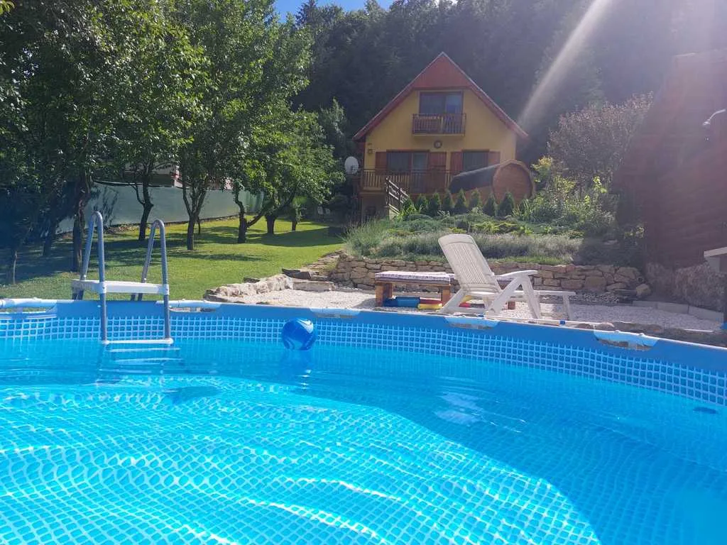 Chata Modrová, Chata Pohoda a Chata Relax