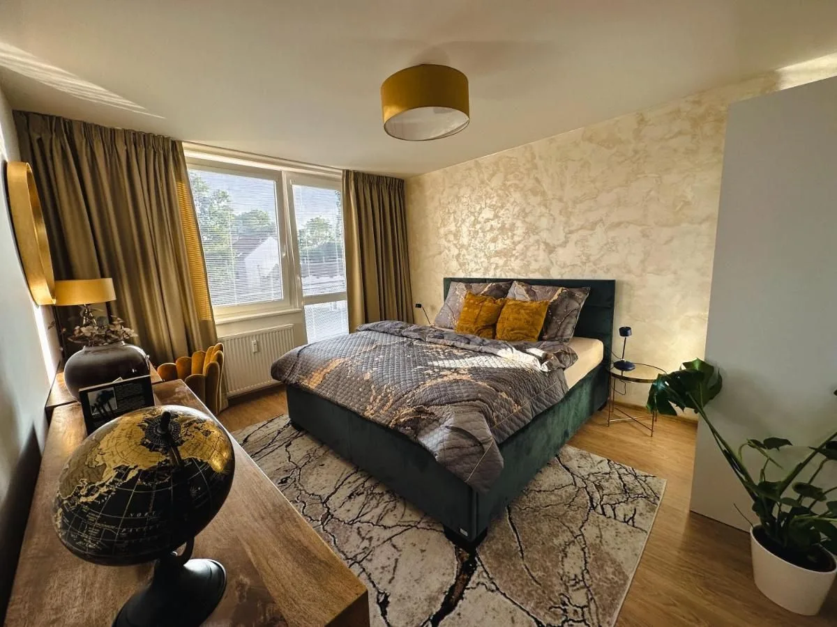 City Comfort Retreat — APARTAMENT w Nové Zámky