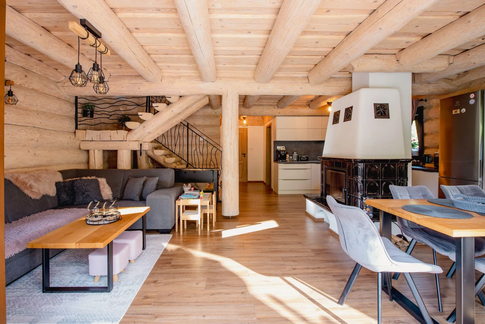 Kanadský zrub s privátnym wellness — zdjęcie 3
