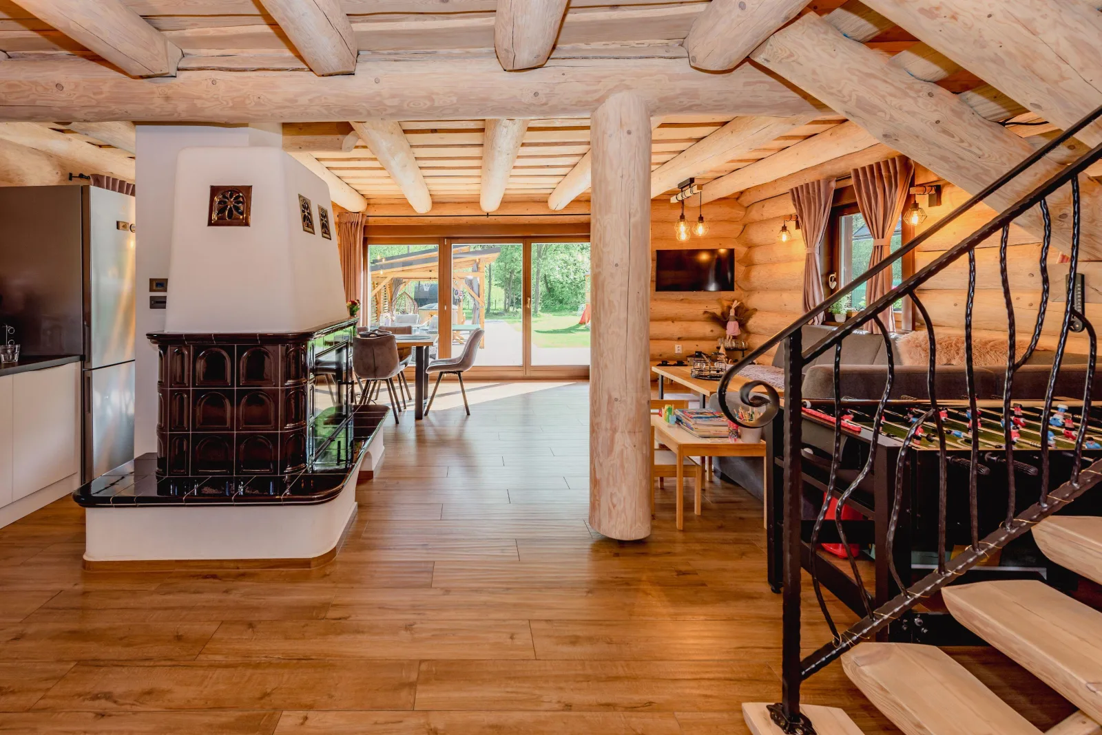 Kanadský zrub s privátnym wellness — zdjęcie 4