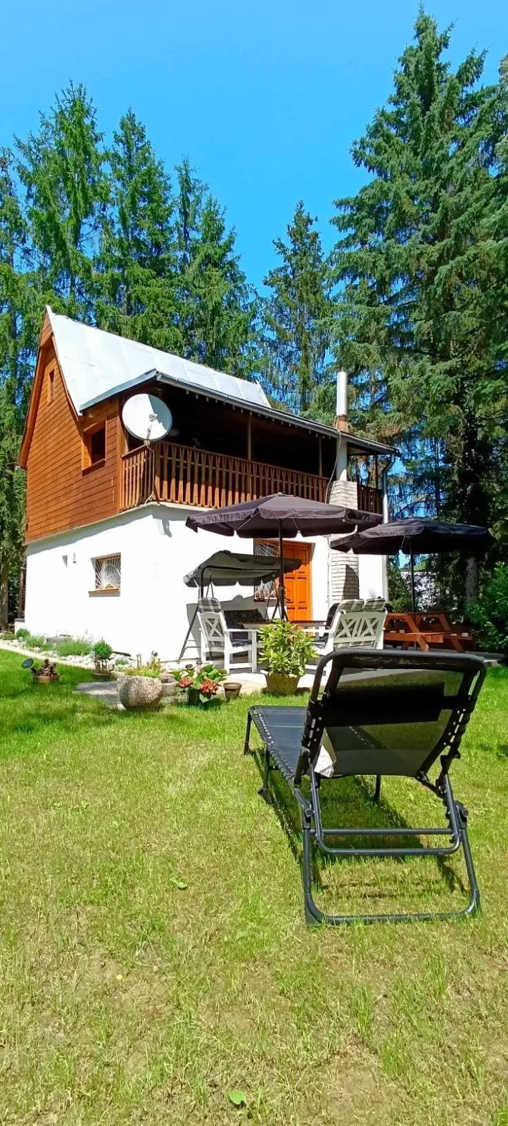 Chata Lenka — FAHÁZ itt: Prašice