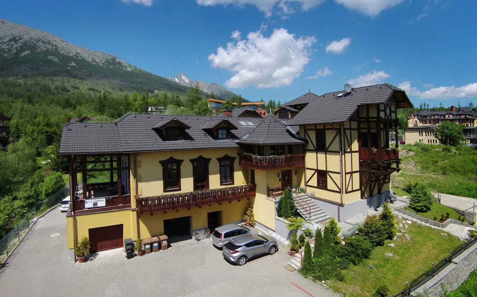 Villa Kunerad — PENSJONAT w Starý Smokovec
