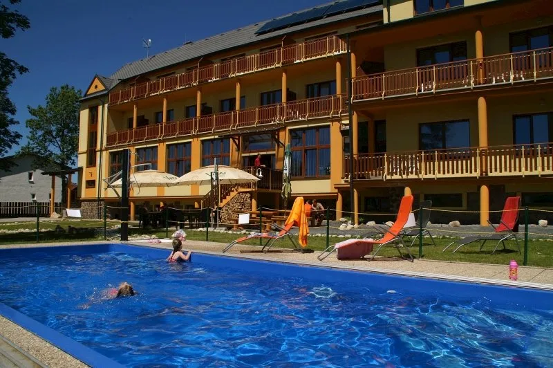 Hotel AVALANCHE — HOTEL v obci Štôla