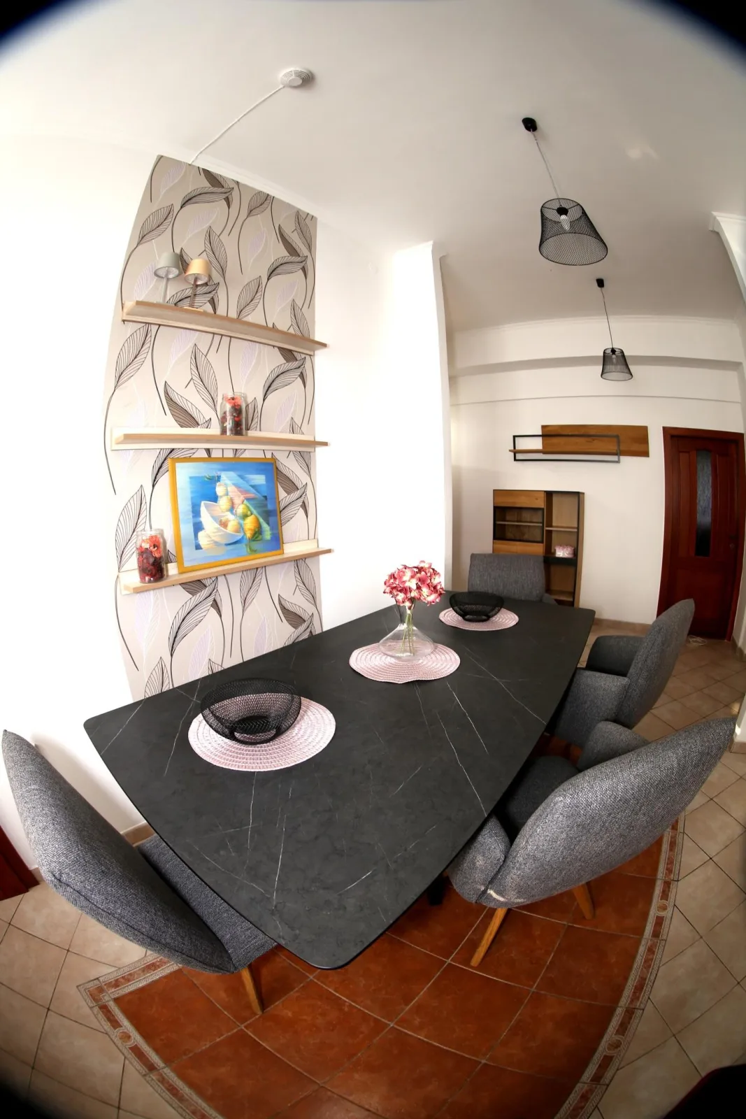 Alexandra Apartments — photo 6