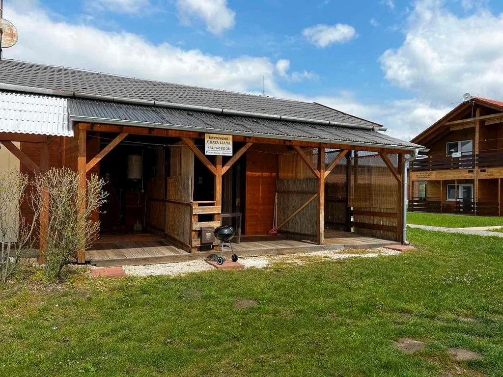 Apartmány Vlnka a Liana — APARTAMENT w Štúrovo