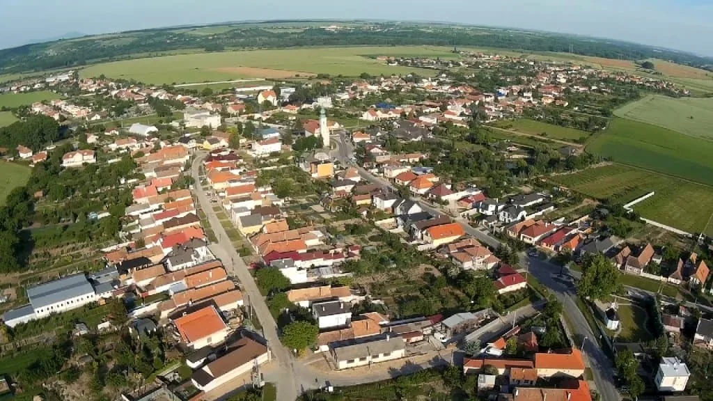 Robotnícka ubytovňa Šúrovce — photo 7