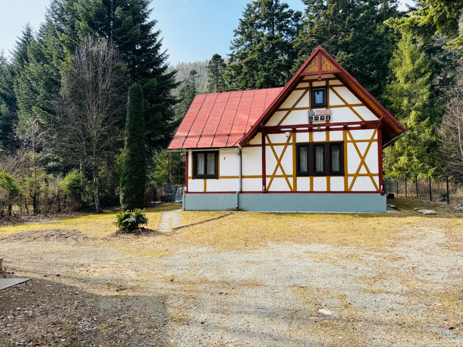 Vila Zdenka — VILA v obci Tatranská Kotlina