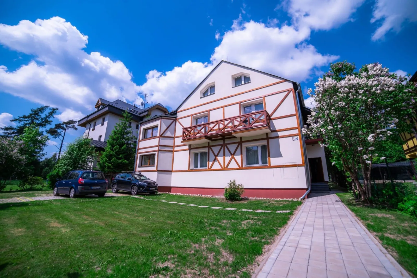 Apartmány ZEA — APARTMÁN v obci Tatranská Lomnica
