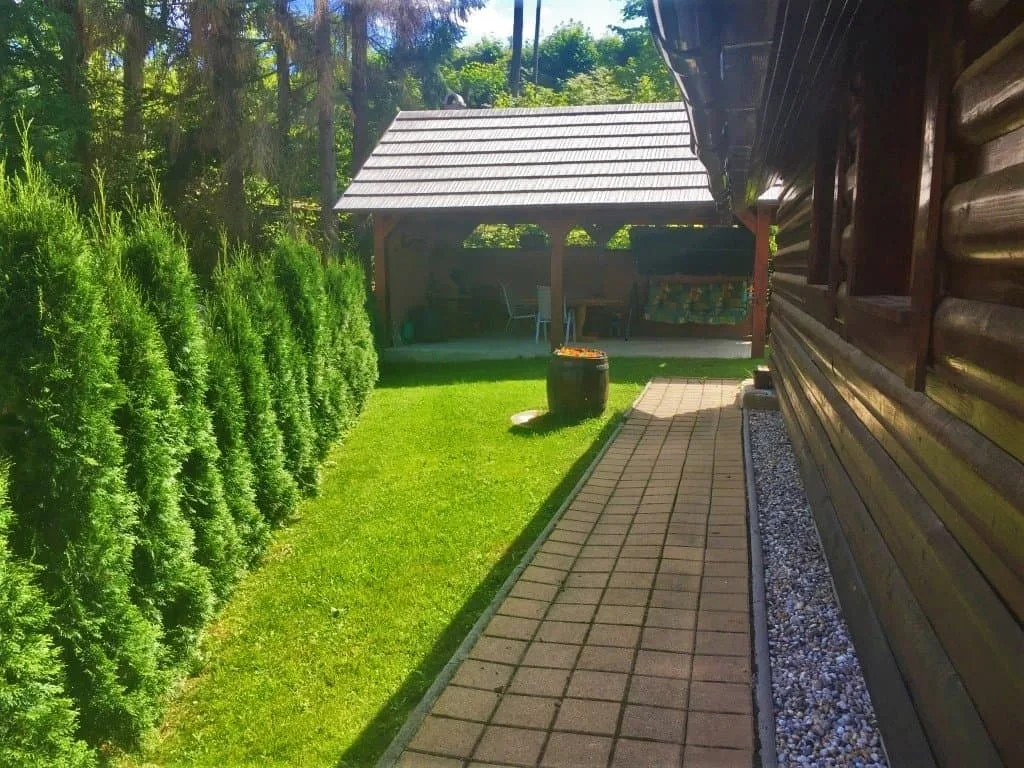 Drevenička Ostredok — Foto 3