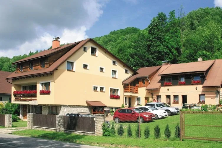 Chalupa a apartmány Václav — CHALET in Terchová