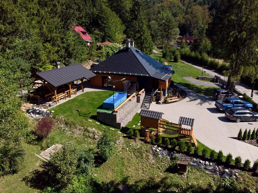 Chalupa pod Lyscom — CHALET in Turčianske Jaseno