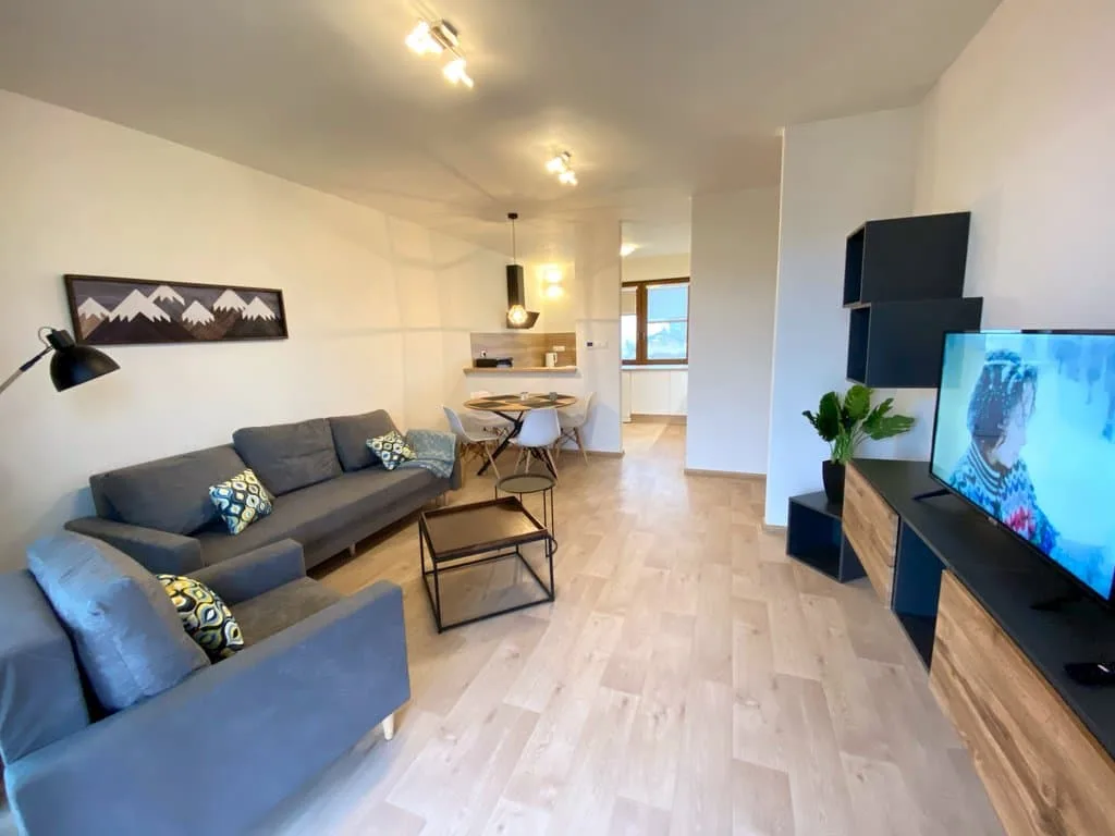 Panorama Home Valča — fotografie 3