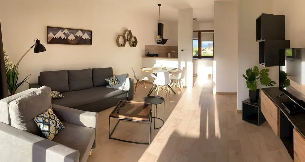 Panorama Home Valča — fotografie 4