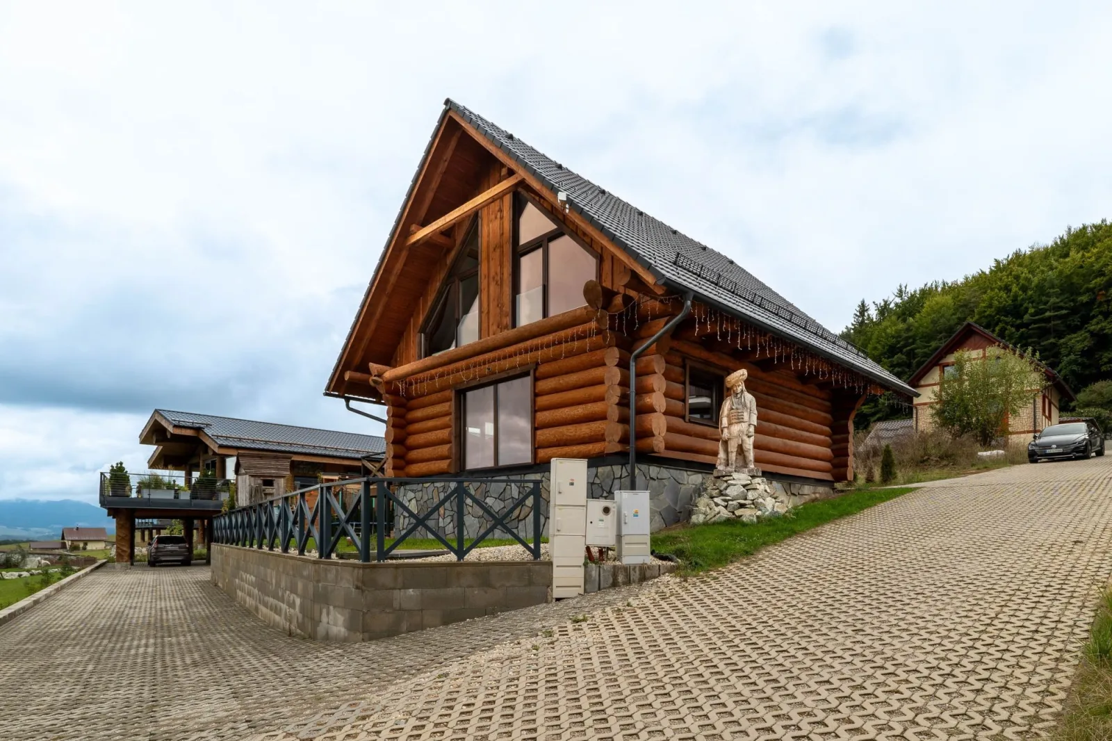Zrub Jánošík — CHALUPA v obci Valča