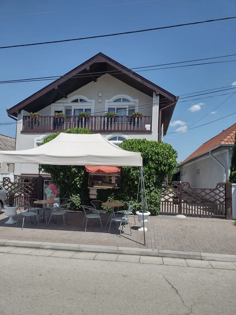 Ubytovanie u zmrzlinára — PRIVÁT v obci Veľký Meder