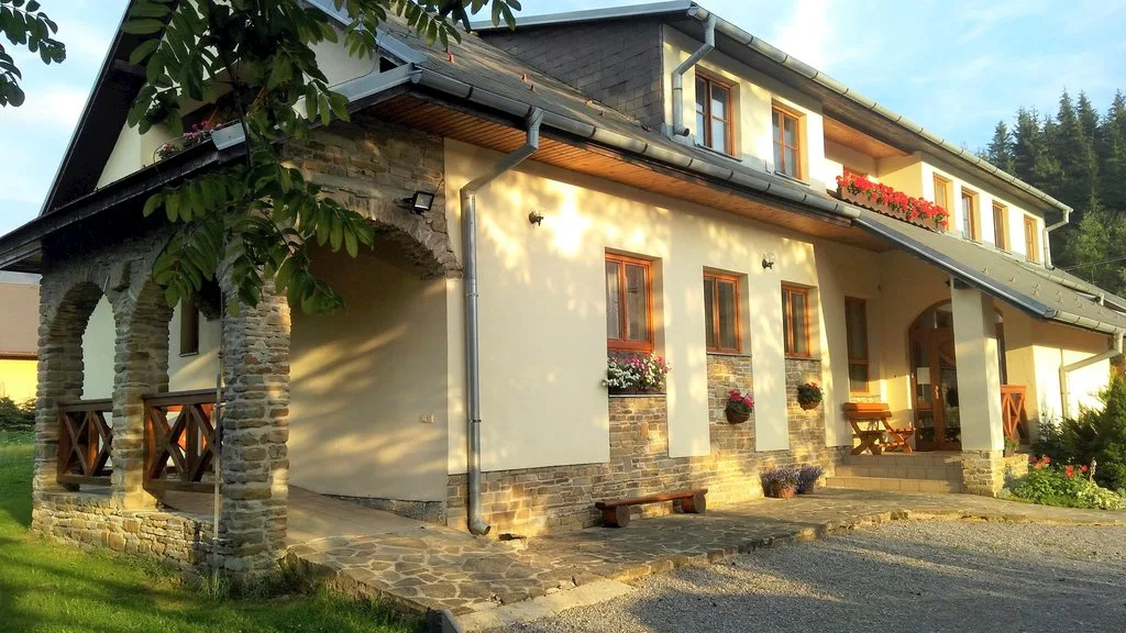 Penzión Šiška — PANZIÓ itt: Zuberec