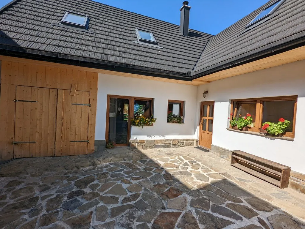 Apartmány Zuberský dvor — APARTMÁN v obci Zuberec
