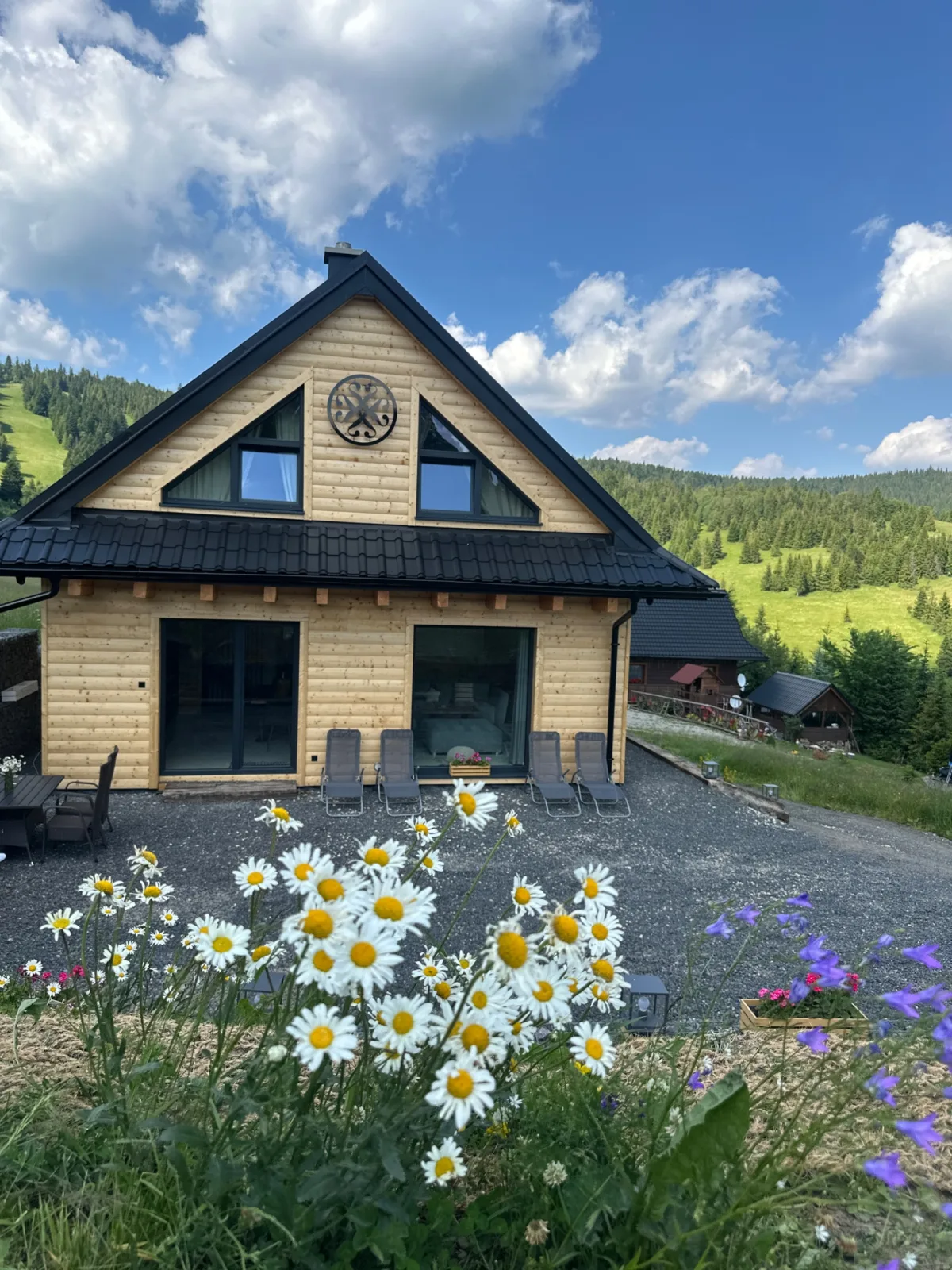 RAJIWA Chalet