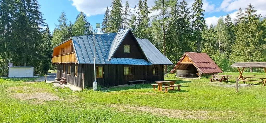 Chata Dolinky — CHATA v obci Žiar