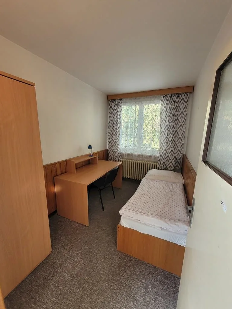 Domov mládeže SPŠ Dopravní — photo 3